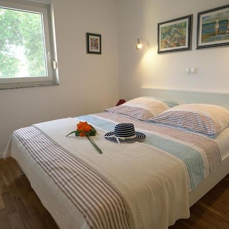 Apartment Lea Nin Esterno foto