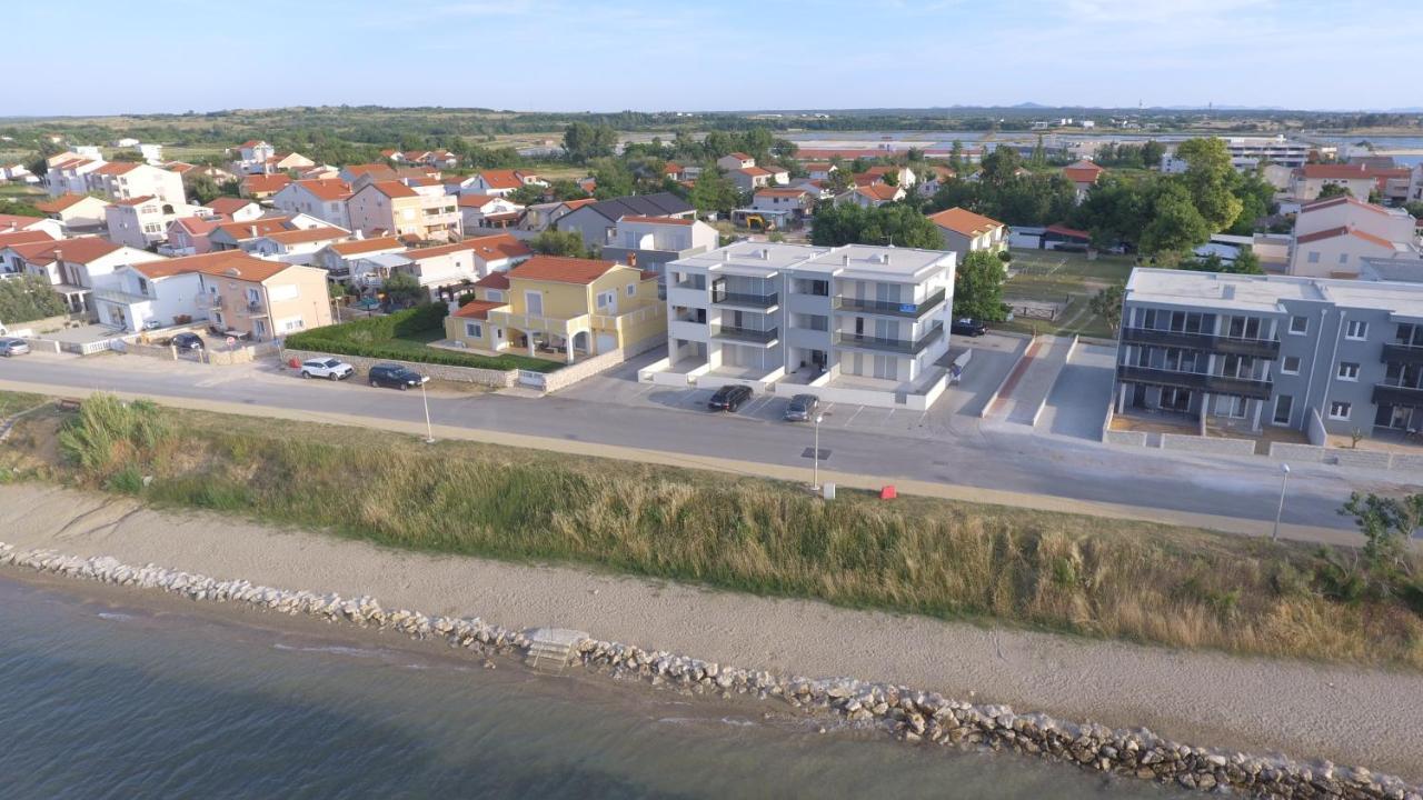 Apartment Lea Nin Esterno foto