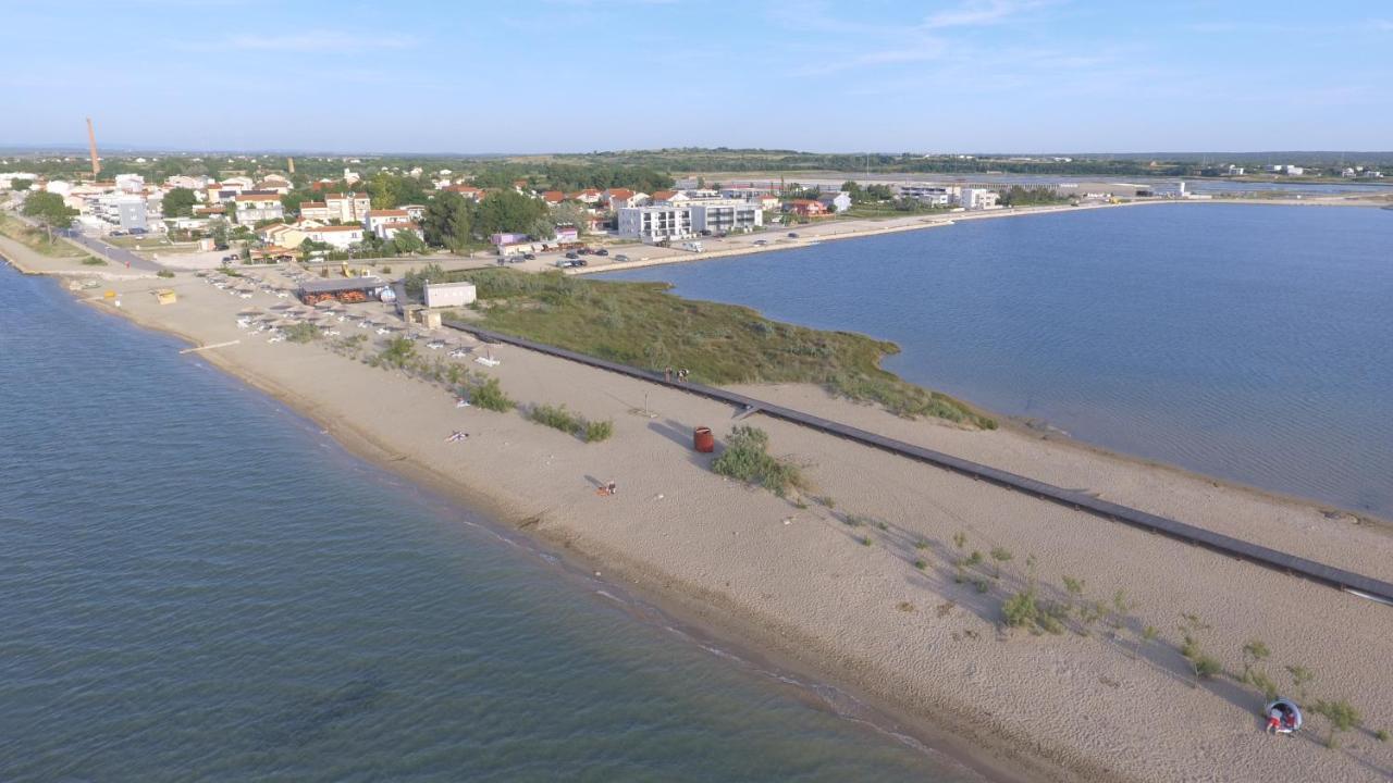 Apartment Lea Nin Esterno foto