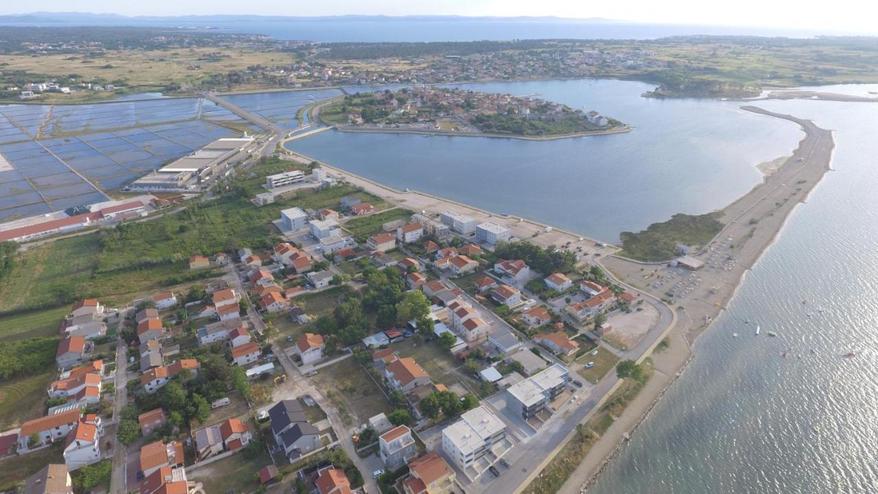 Apartment Lea Nin Esterno foto